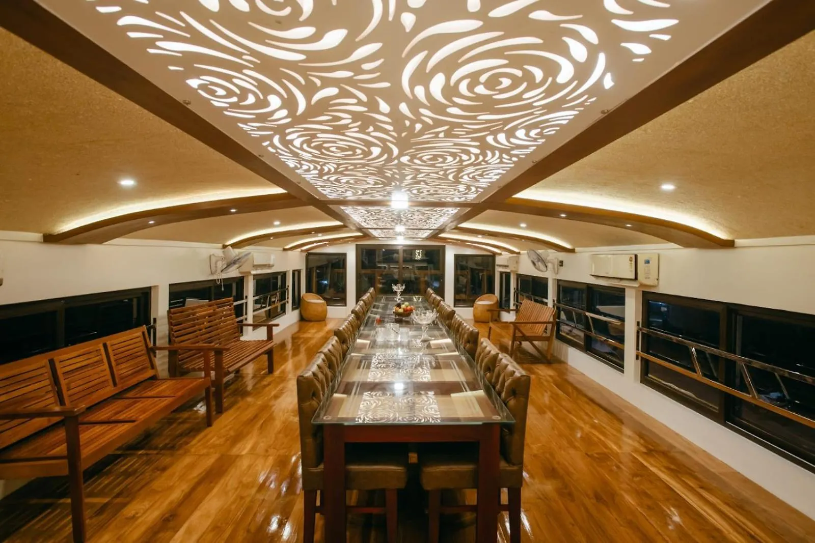 Kerala Boathouse Hotel Alappuzha Botel
